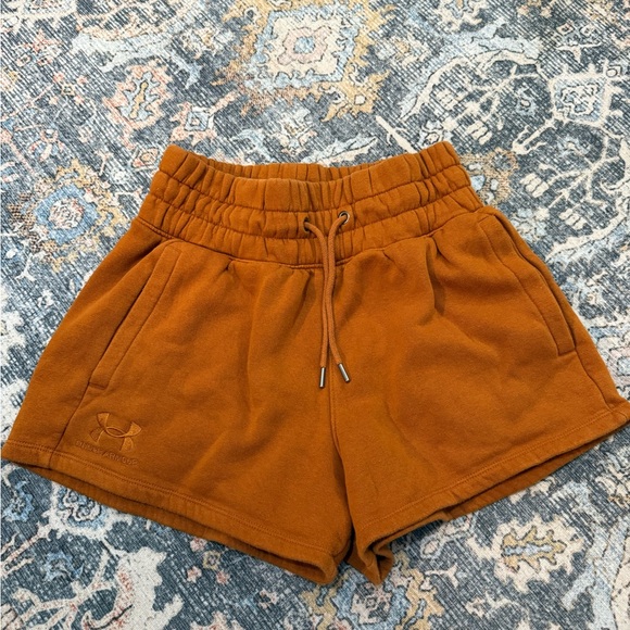 Under Armour Set - Picture 2 of 3